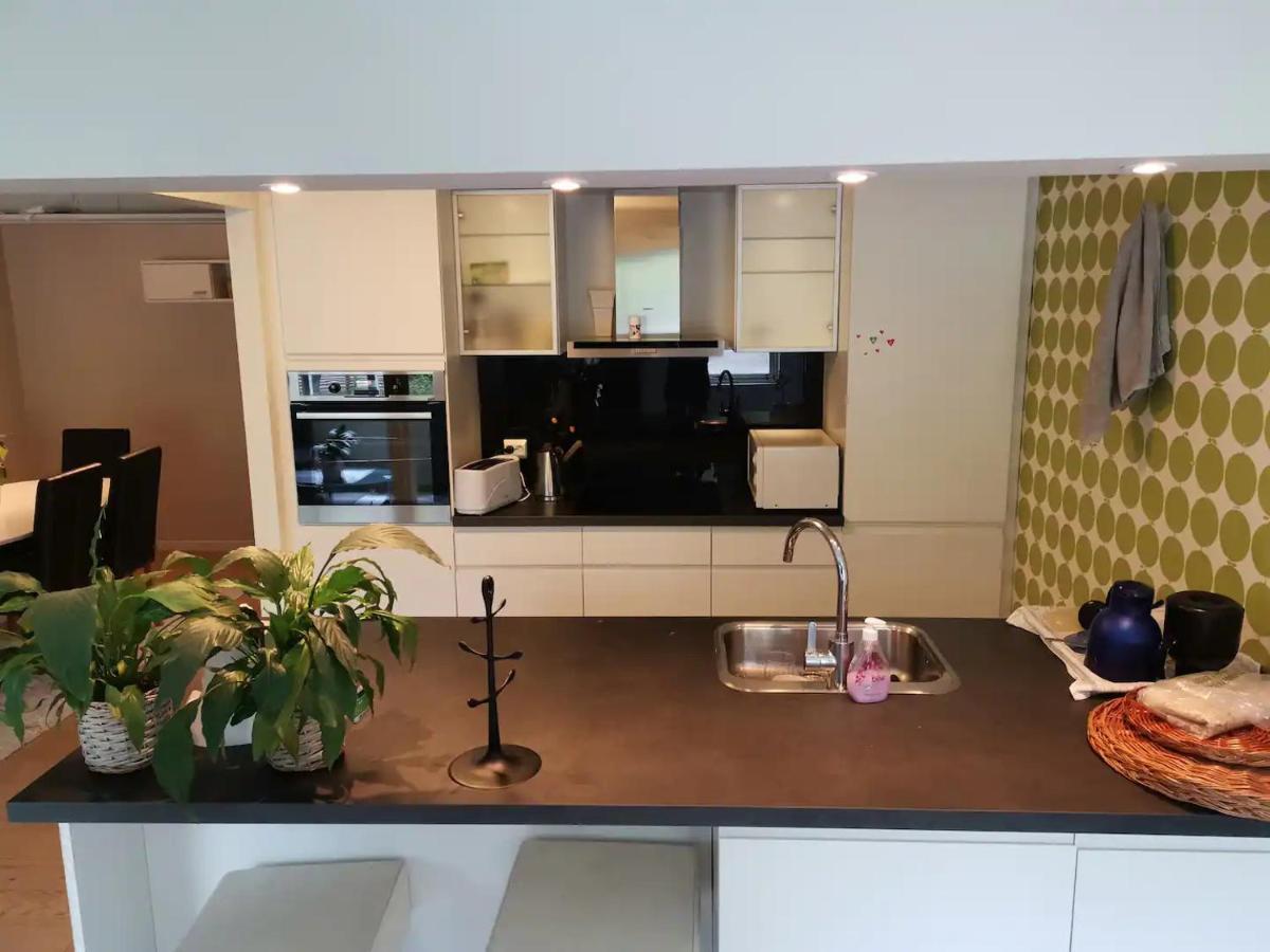 Big, Spacious Apartment With Free Parking ترومسو المظهر الخارجي الصورة